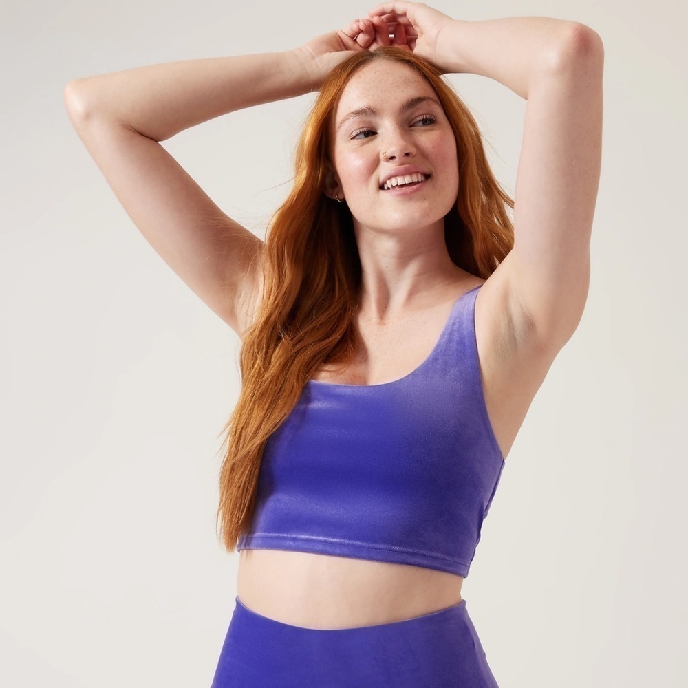 athleta velvet cut out cropped tank